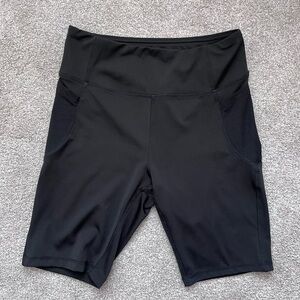 ebb & flow women biking athletic shorts 9" inseam large silky 2 pockets like new